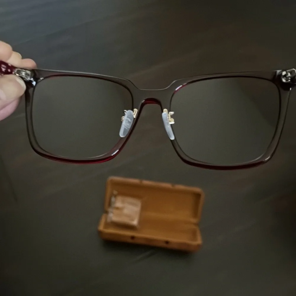 😎 MCM 56MM Burgundy Sunglasses